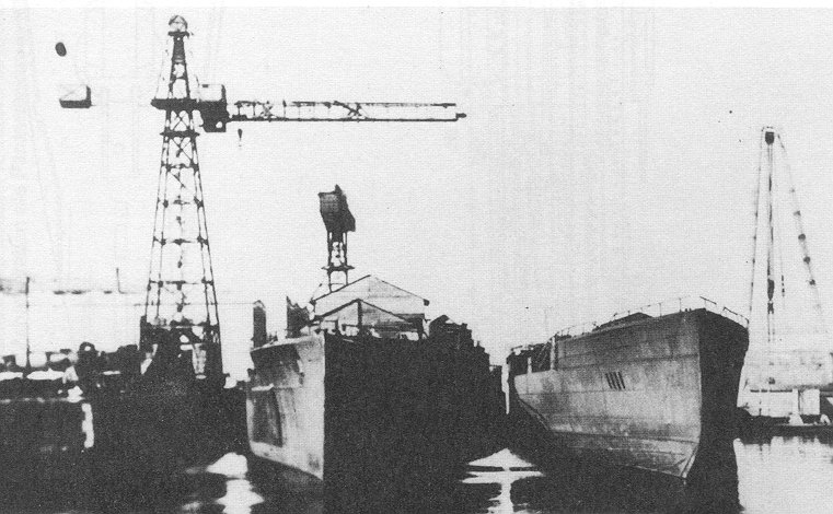 SMS_Mackensen-u-GrafSpee-fitting-out.jpg